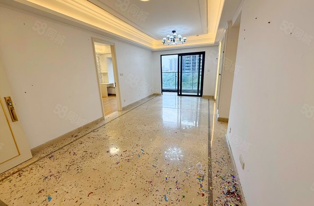 合景天銮3室2厅93.86㎡138万二手房图片