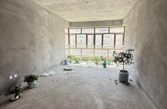 乃东哈达幸福花苑2室1厅96.18㎡48万二手房图片