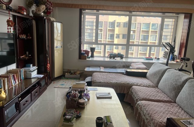 急售 文轩本部电梯洋房好楼层 精装三室车储新东方龙湾在水一方