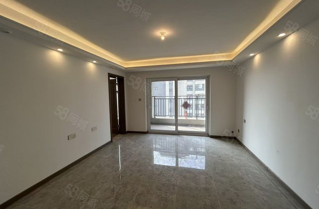 嘉信臻湾府3室2厅134㎡85万二手房图片