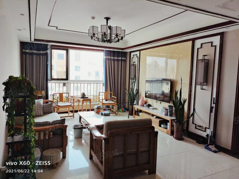 三星名仕公馆4室2厅2卫173㎡南北159.9万