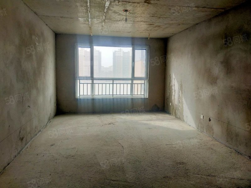 【10图】思源 附近嘉和苑133平三室两厅一卫毛坯,嘉和苑-张掖58同城