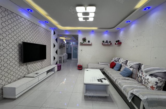 房东急售，新城邦昌庭，户型通透带车位储藏室，边户，价可谈