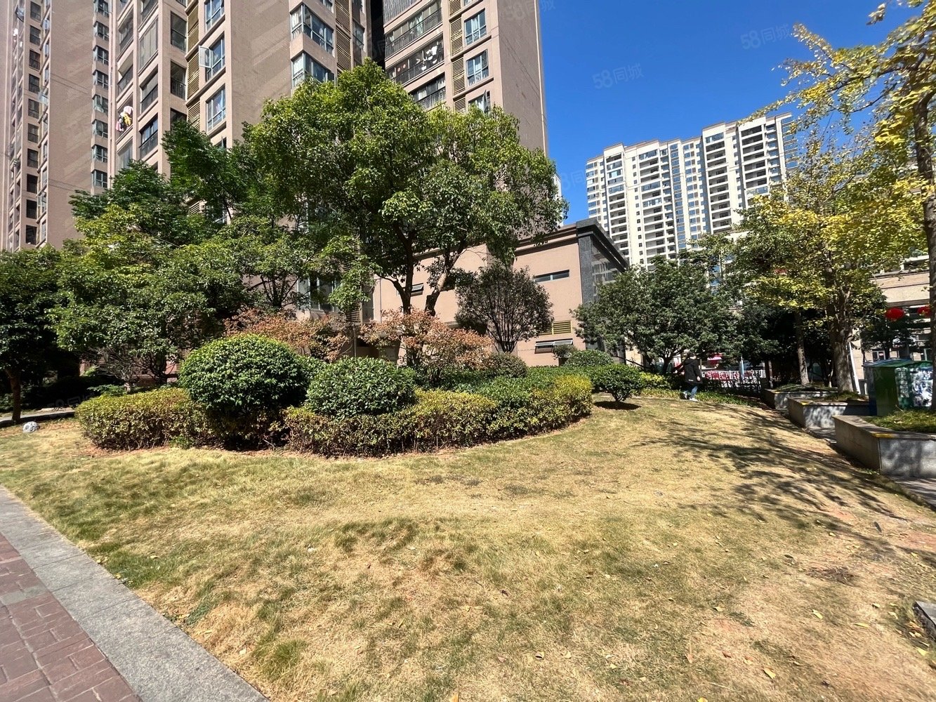 【10图】大汉龙城一期 楼层,送超大入户送杂物间,采光非常好,大汉龙城