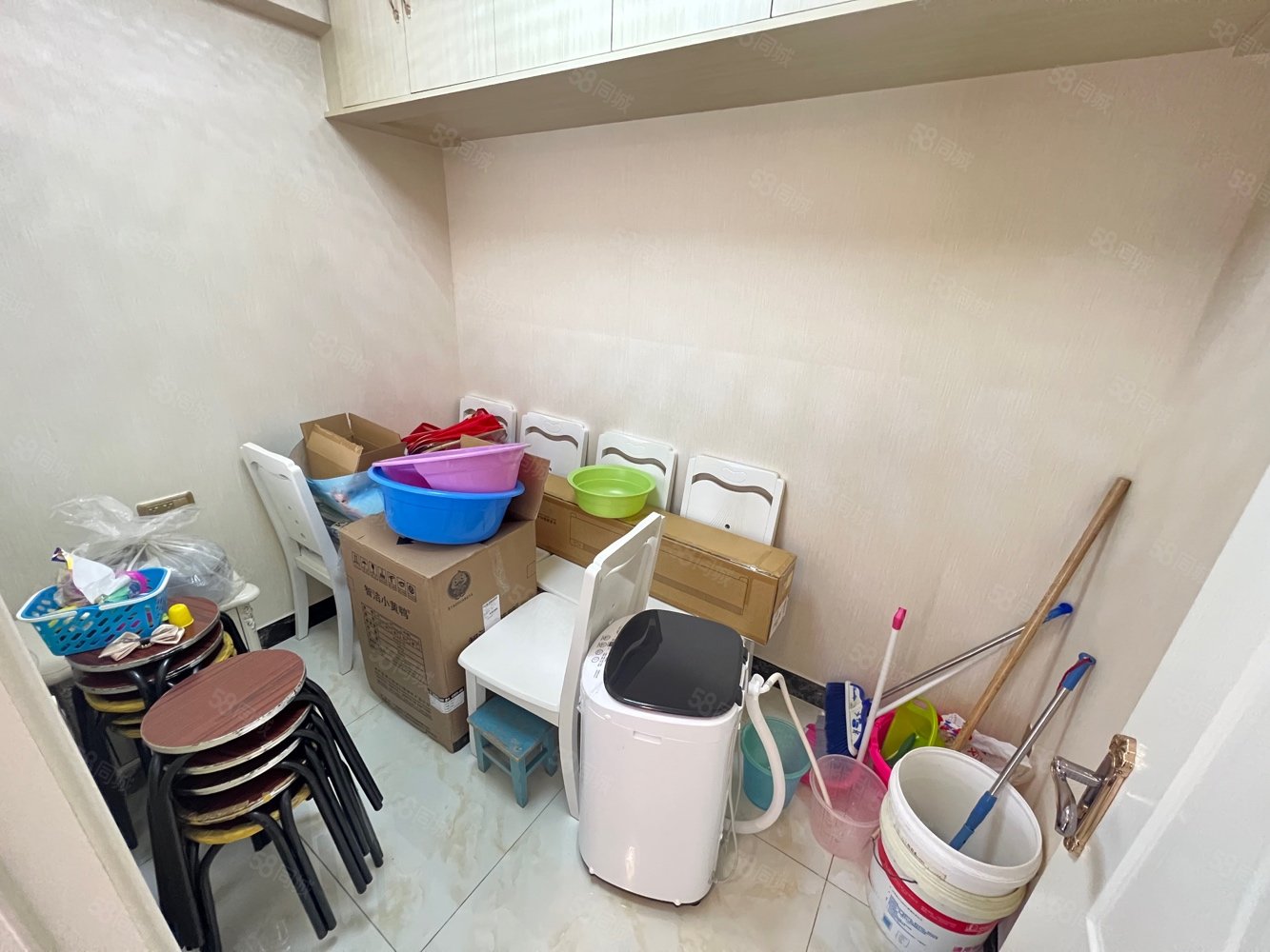 朗琴国际3室2厅1卫100㎡南北65万