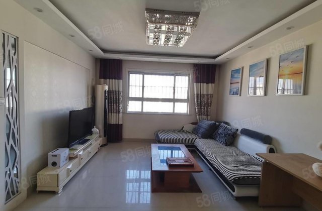 翡翠城1617，120平三室两厅，带车位储藏室送同面积阁楼