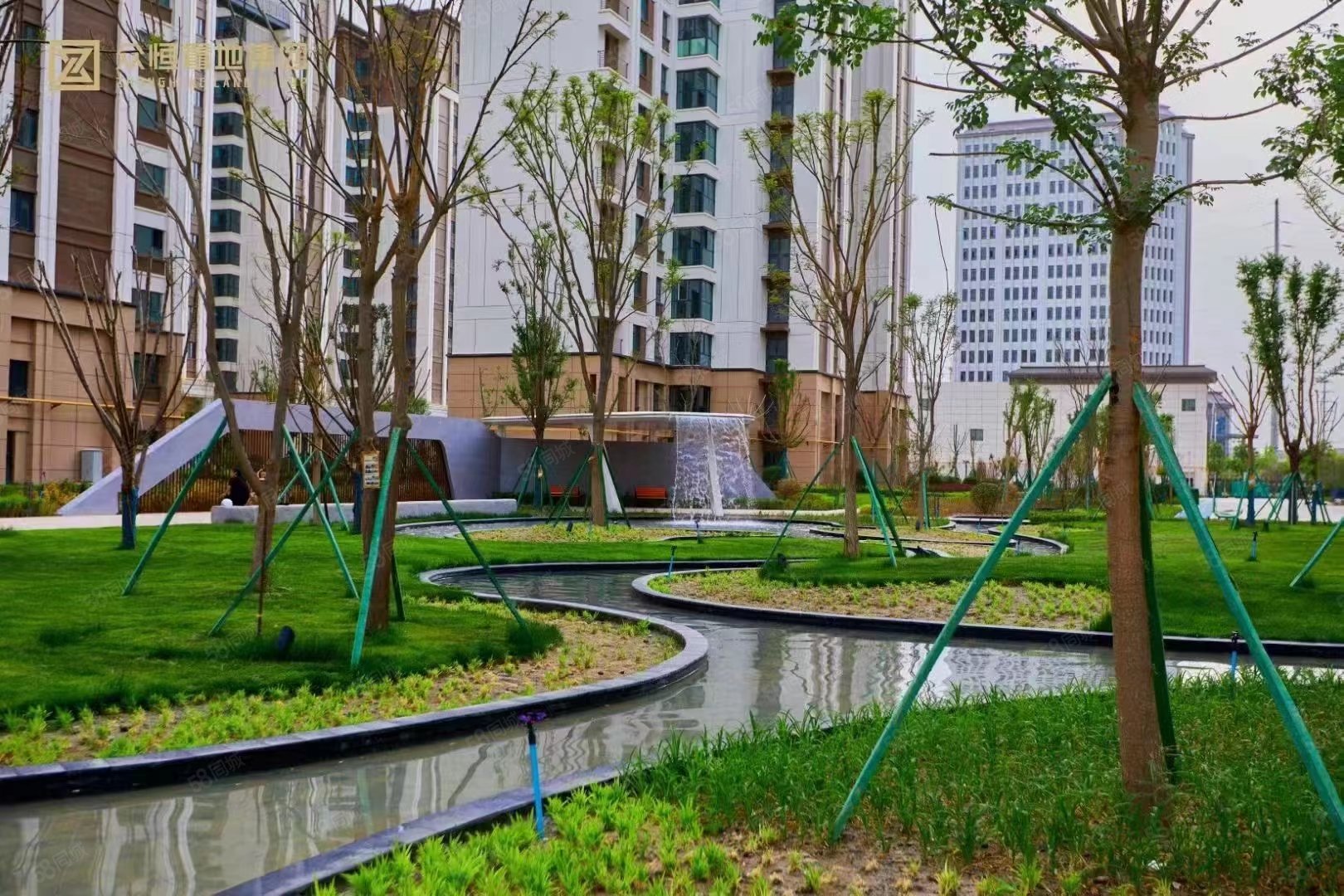 16中附近公园城一期现房买了就可装修入住公园