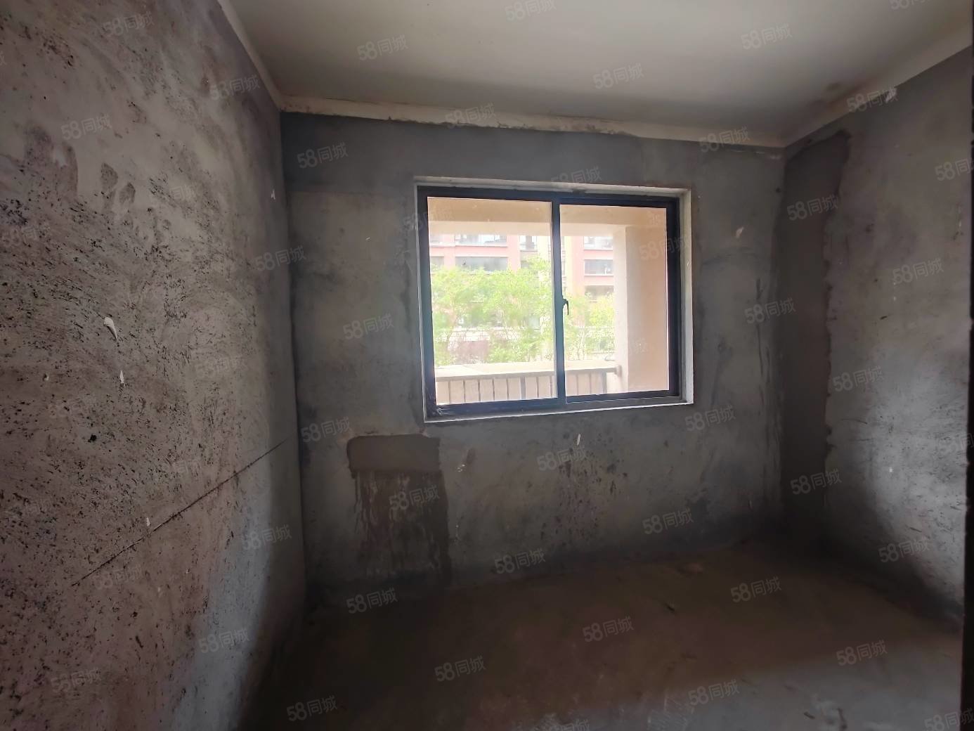 北京城房京城华府4室2厅2卫128㎡南北77万