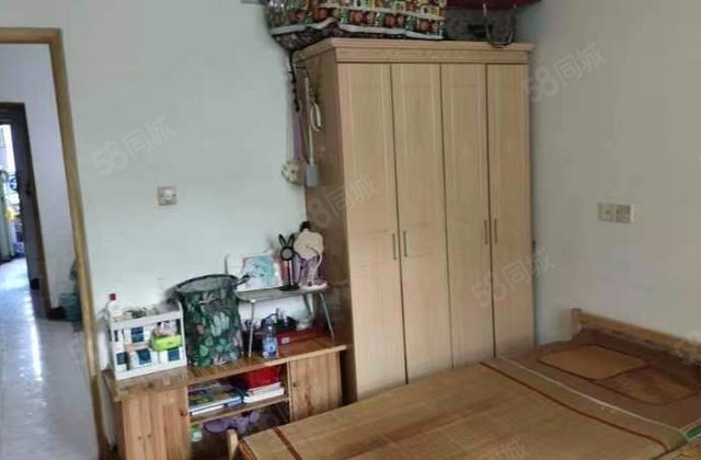 线材宿舍1室1厅49.11㎡36万二手房图片