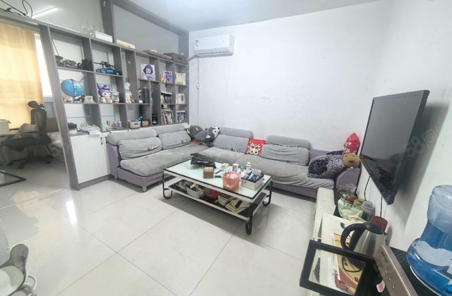 星光水晶丽城(东区) 房龄新 医疗配套成熟 带电梯