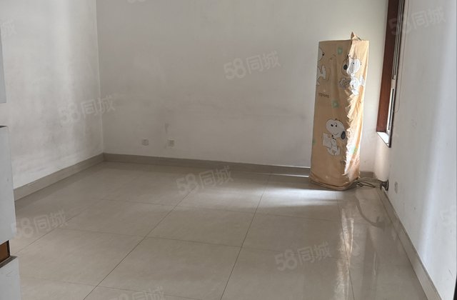 东昌丽都三期带车位储藏室 免大税可按揭