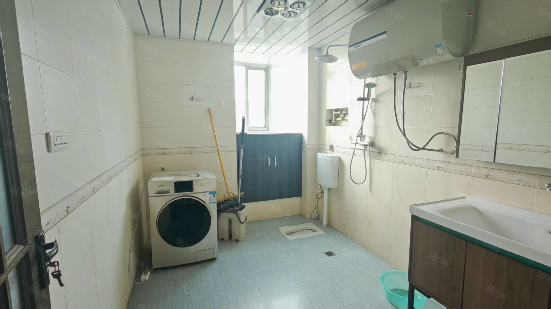 司法局家属区4室2厅2卫155.75㎡南北64万