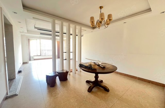 景汇名都4室2厅210.3㎡168万二手房图片