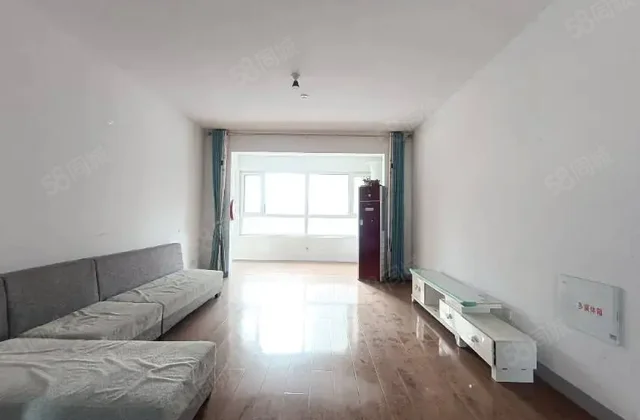 南北通透 餐客一体 三叶草 城市之尊颐馨园代车位妇幼金柱绿城