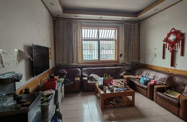 急售三中家属院住宅 市中心繁华地段 交通便利 生活方便