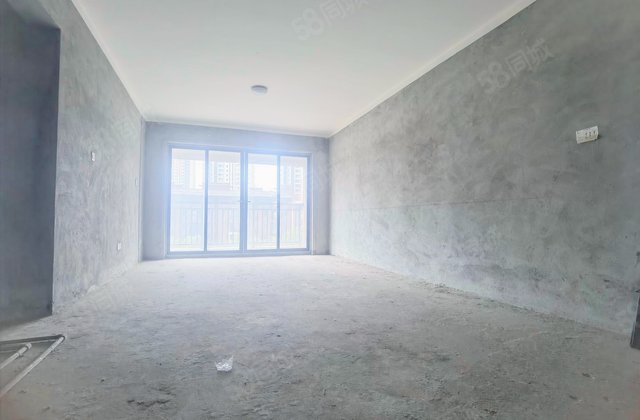 纳帕溪谷4室2厅143.47㎡175万二手房图片
