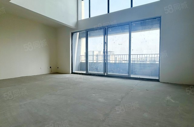 华侨城天鹅堡8室4厅298㎡280万二手房图片