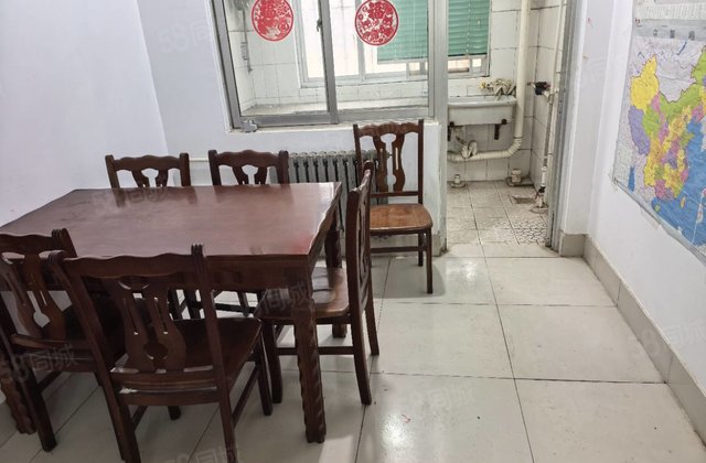 老文轩，两室带院子，好停车，好出租，单价不高。看房方便。