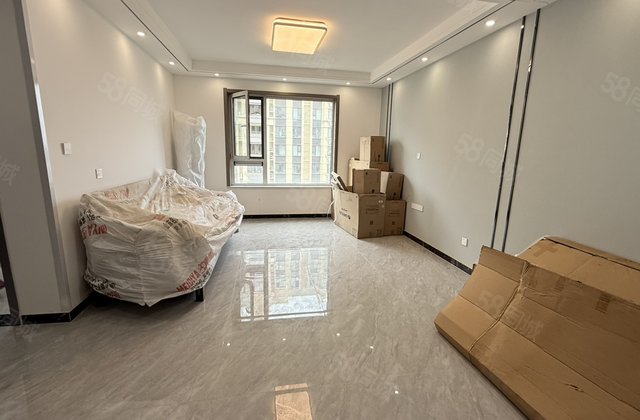 昌润连城！莲湖新城！精装修未住！带车位储藏室！价格可谈