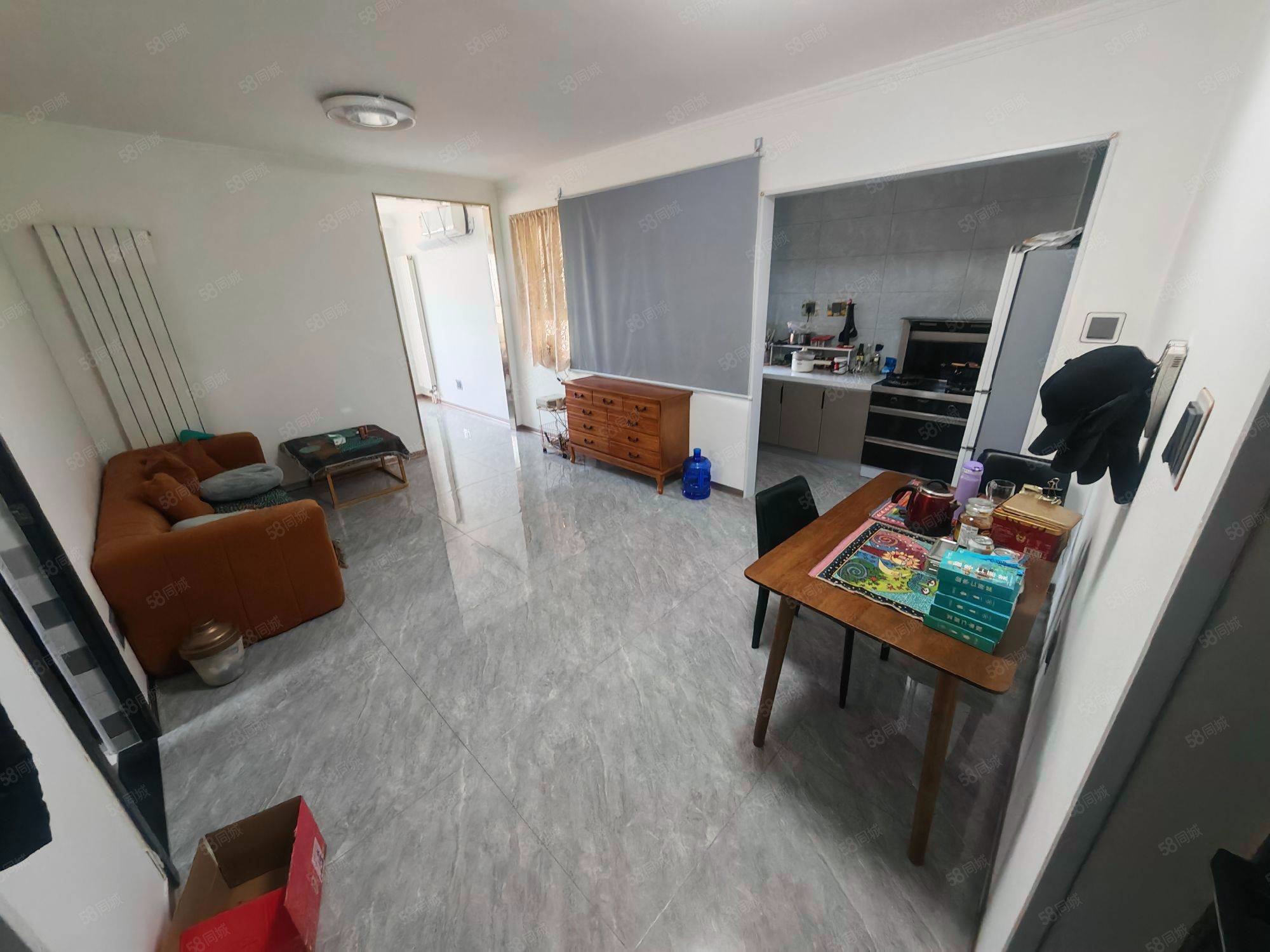 麗景嘉苑2號院1室1廳1衛(wèi)55㎡南150萬