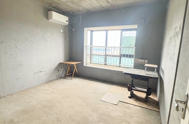 东方美地3室2厅130㎡67.8万二手房图片