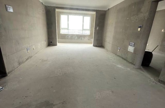 君悦正园3室2厅123㎡85万二手房图片