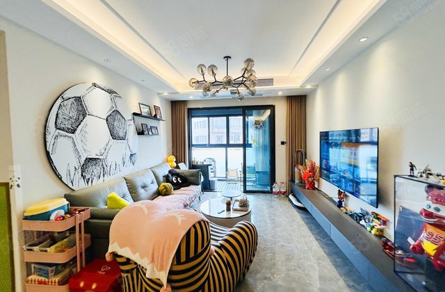 华侨城天鹅堡(金沙洲)3室2厅95.42㎡220万二手房图片