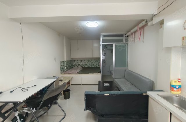 警苑小区1室1厅26㎡17.9万二手房图片