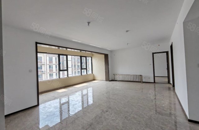 桃李天阅 3居室  大宽厅  大双阳台  新房末住  送车储