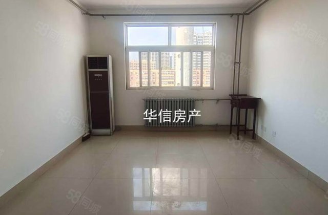 东昌湖西边105平精装46万8三室两厅步梯高层，小区停车方便