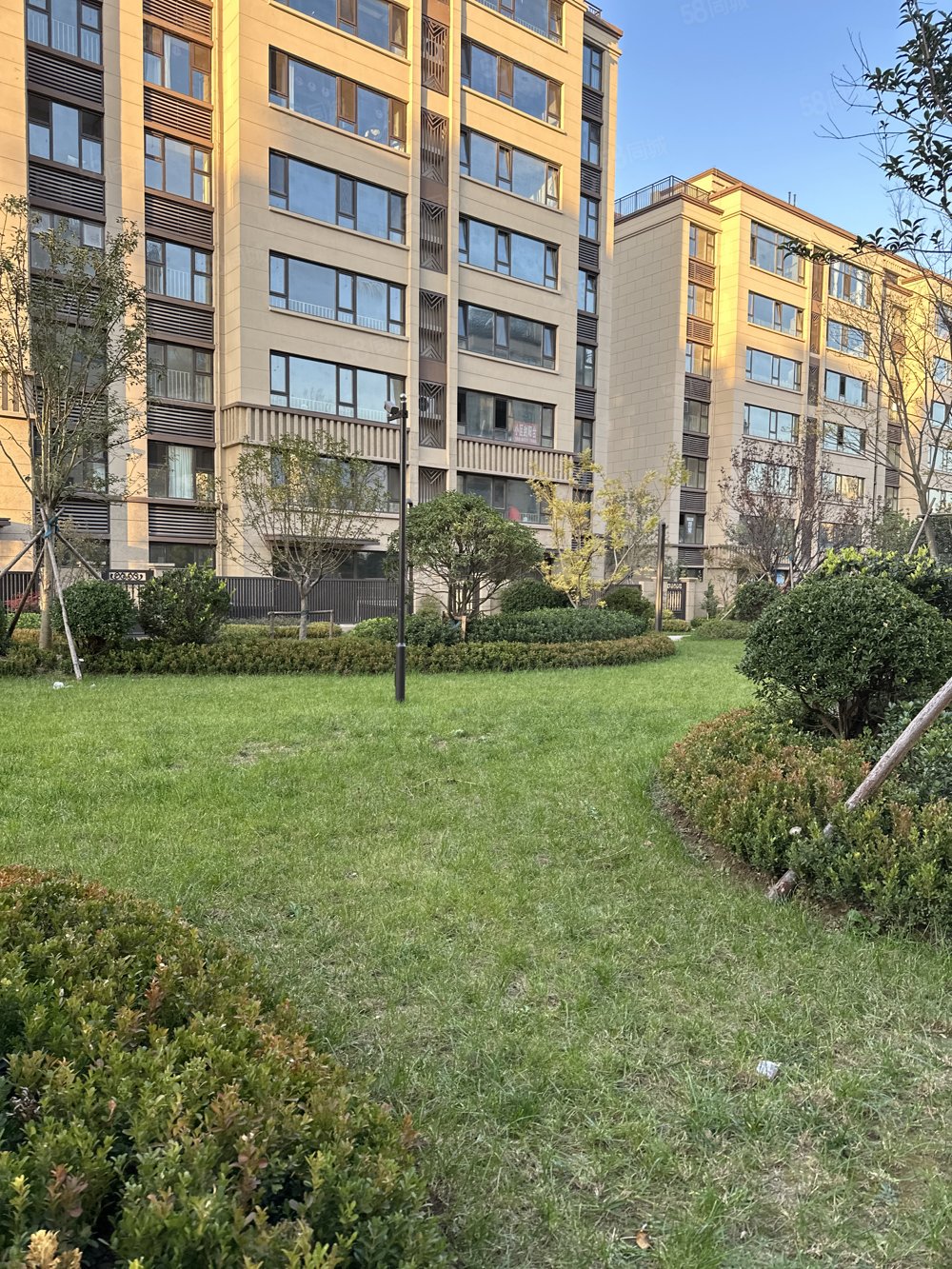 大连花园六期多层电梯洋房129平精装修未住三室两卫