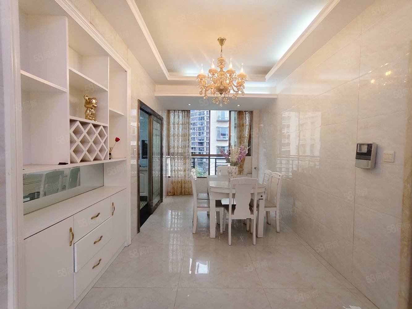 地中海风情7室3厅3卫112㎡南59.8万