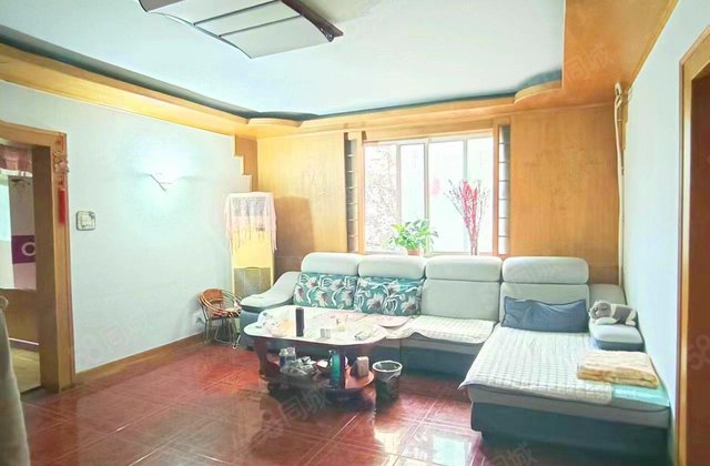 陕国投小区2室1厅81.65㎡100万二手房图片