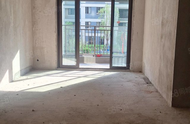 中梁龙吟国瑞3室2厅107.35㎡55万二手房图片