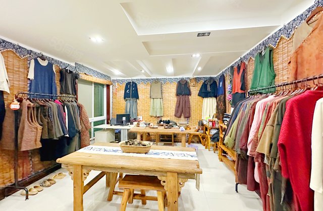 长城辉煌铭苑3室2厅165.96㎡126万二手房图片