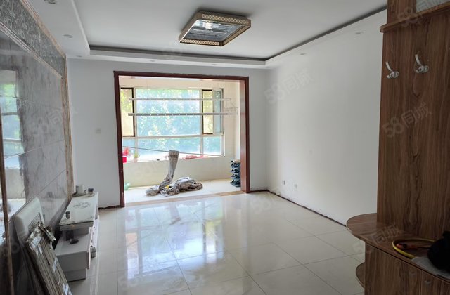 诚意出售 尚东新城邦南区 送车位 送储藏室 满五