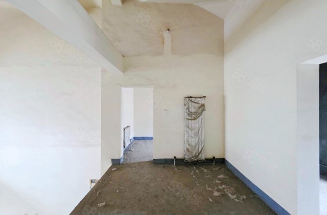 康城棕榈泉7室3厅231.49㎡190万二手房图片