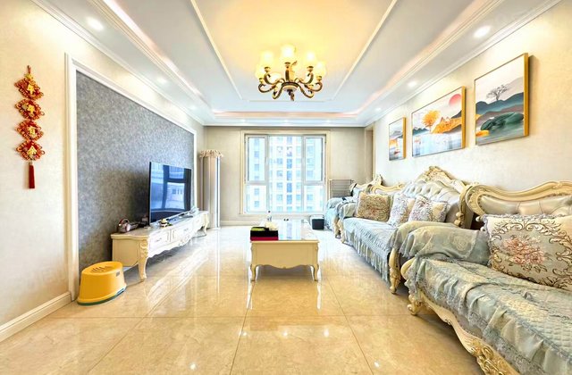 保利春天里3室2厅122㎡108万二手房图片