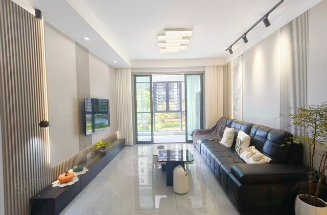 宁乡吾悦华府3室2厅115㎡65.8万二手房图片