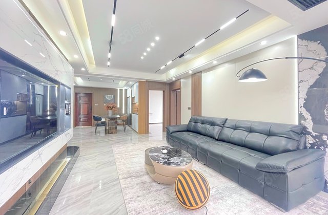 润和长郡(三期)4室2厅118㎡103.8万二手房图片