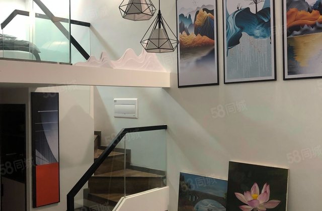 龙湖听蓝时光1室1厅33.27㎡30.8万二手房图片