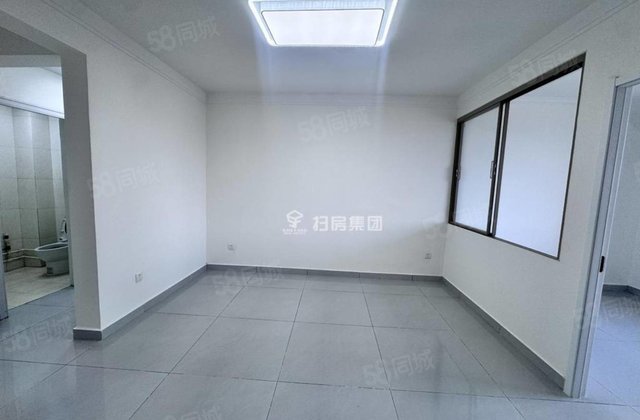 新出香江旁边电梯三室，40多万，中通领郡城，水城雅居，鸿顺