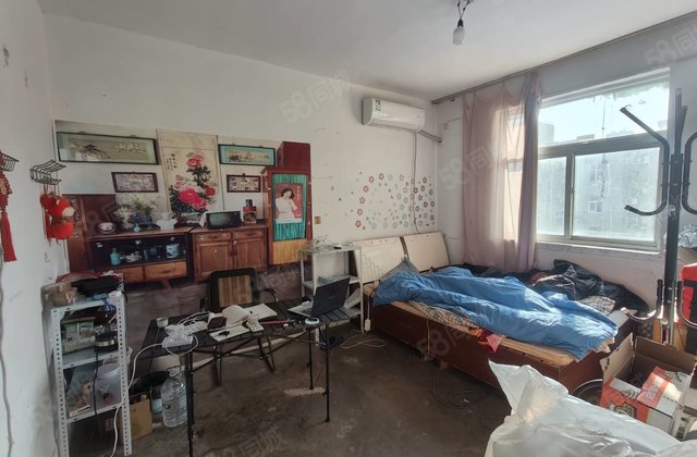 东昌中学   ，好楼层，总价低，停车方便