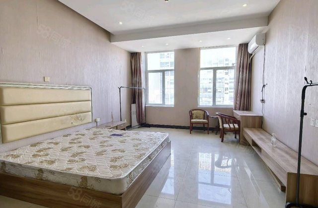 首付8.4万买个家.工作室.当代商务区.民水民水电.中央空调