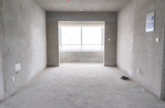 中玮新城3室2厅105㎡66万二手房图片