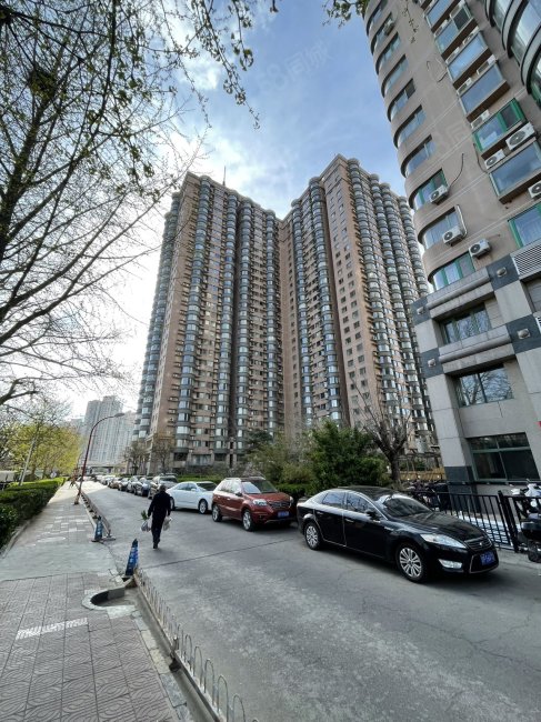 鵬潤家園2室2廳2衛(wèi)93.31㎡西北460萬