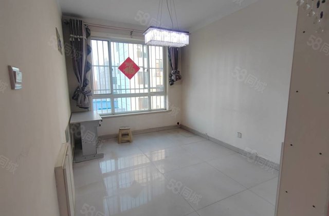 火车站南邻  和谐家园商品房  有地下室 可按揭 免大税