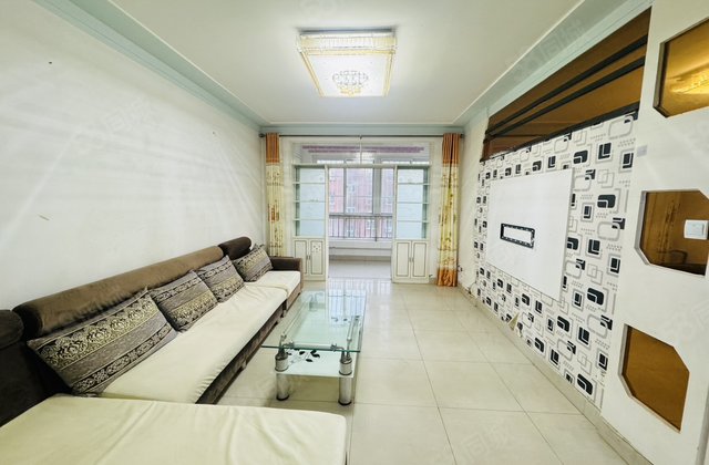 丽景花园 万达 带车库 38.8万 可按揭 随时看房 急售