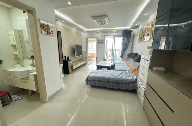 阿卡四期 精装两居室 南北通透 带车位 精装修 急售