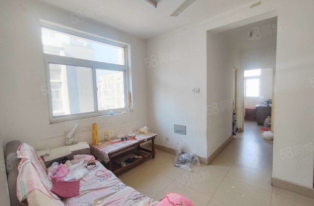 房东住不着了忍痛割爱，实验文轩附近望湖小区两室边户送储藏室